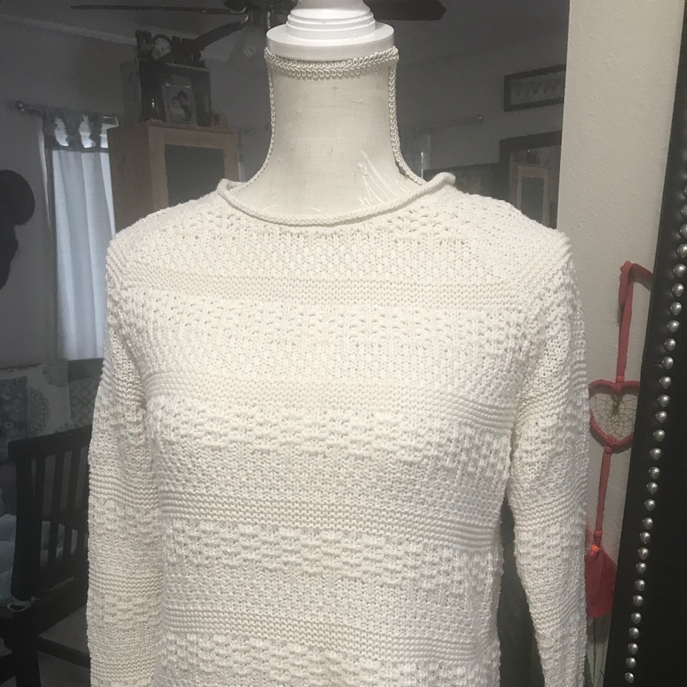 Old Navy Cream Color Knit Sweater